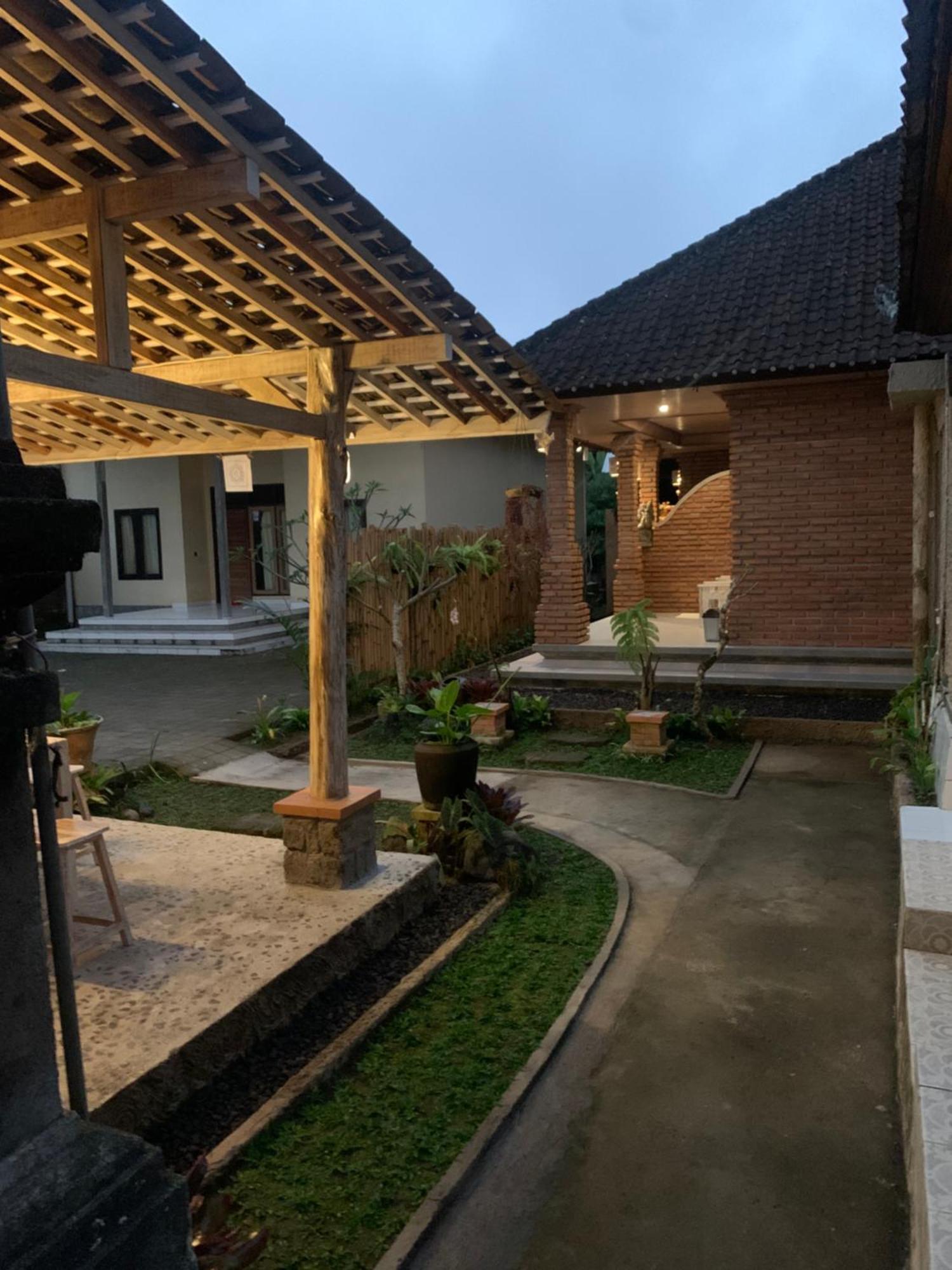 Ambara Guest House Tampaksiring Exterior foto